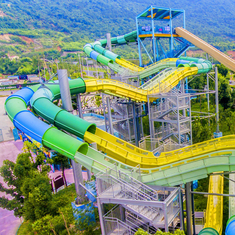 水上過(guò)山車滑梯